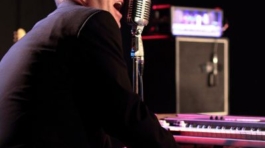 Jens Ducki Duckstein am am KORG SV-1 Live auf dem Magnifest, Braunschweig